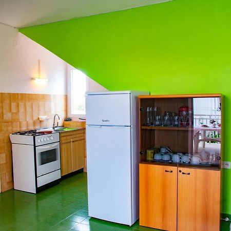 Apartment Tony - 2Bdr Beachfront Ядрия Экстерьер фото