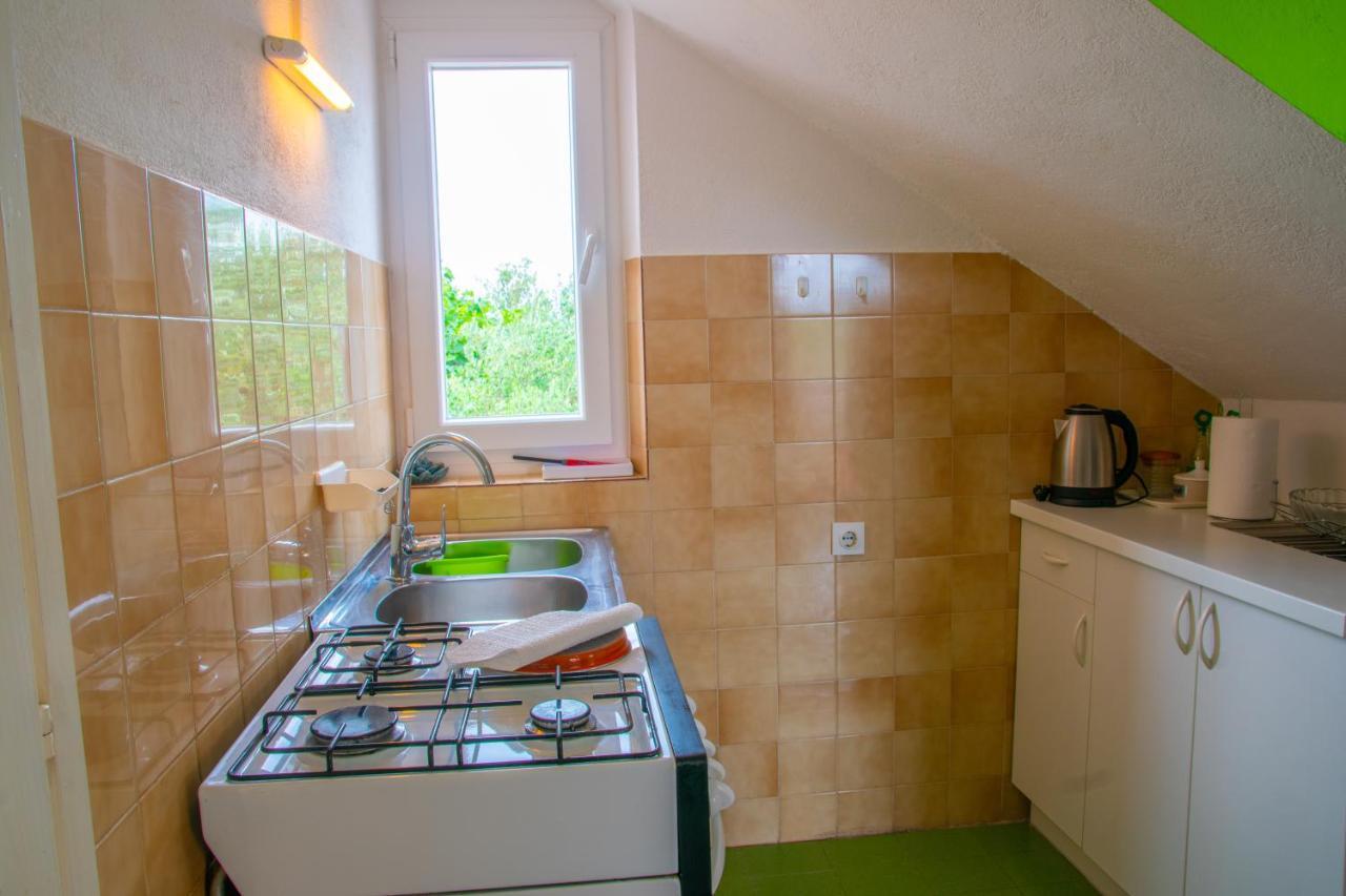 Apartment Tony - 2Bdr Beachfront Ядрия Экстерьер фото