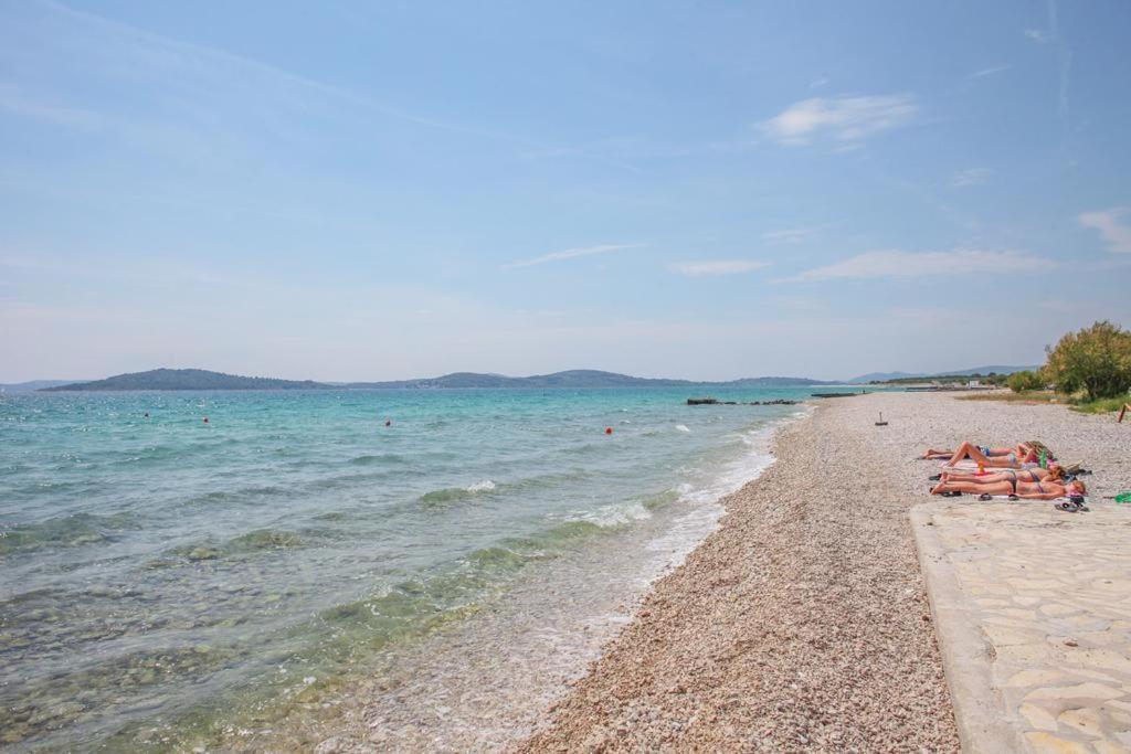 Apartment Tony - 2Bdr Beachfront Ядрия Экстерьер фото