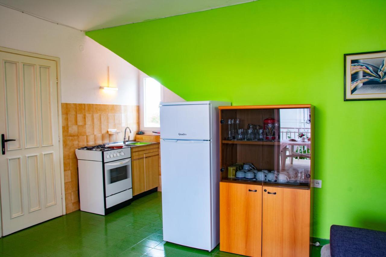 Apartment Tony - 2Bdr Beachfront Ядрия Экстерьер фото
